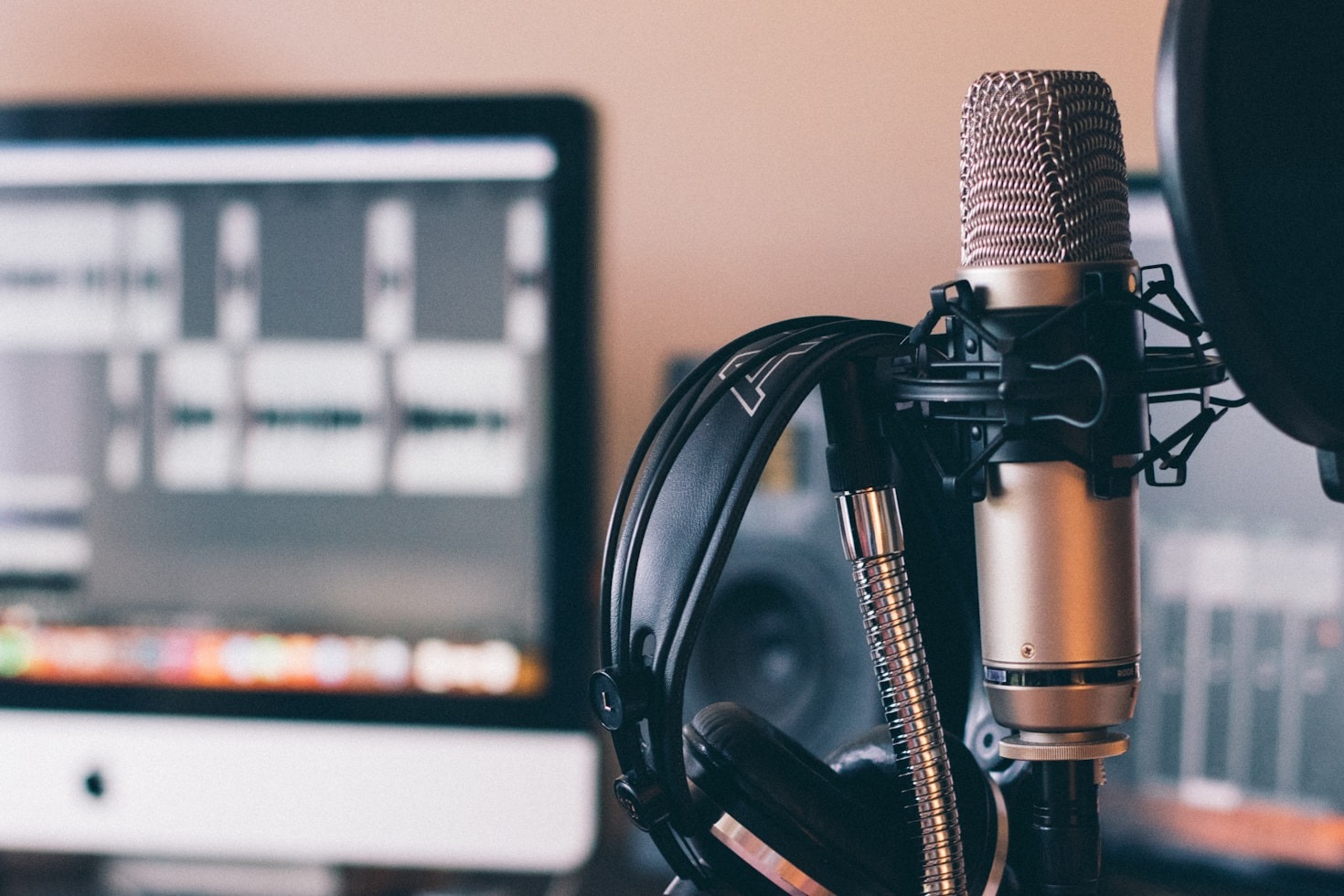 How Parafin is Changing the Face of Radio