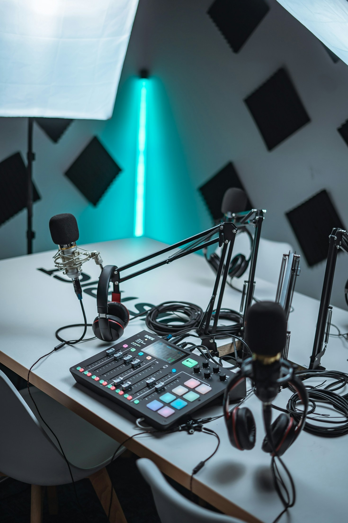 The Benefits of Combining Live and On-Demand Audio