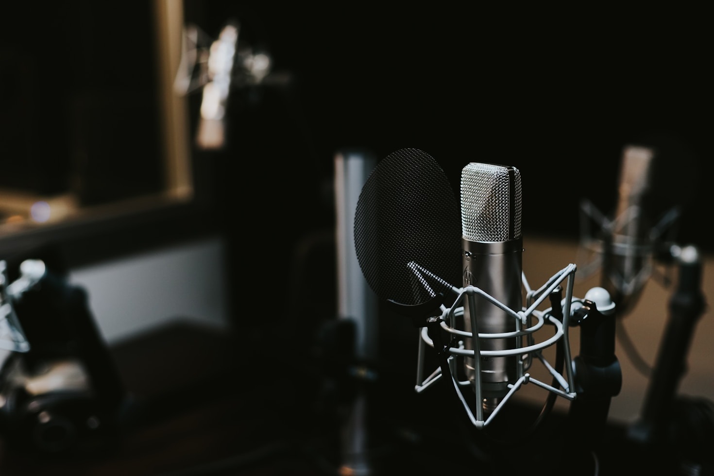 Understanding the Art of Community Storytelling